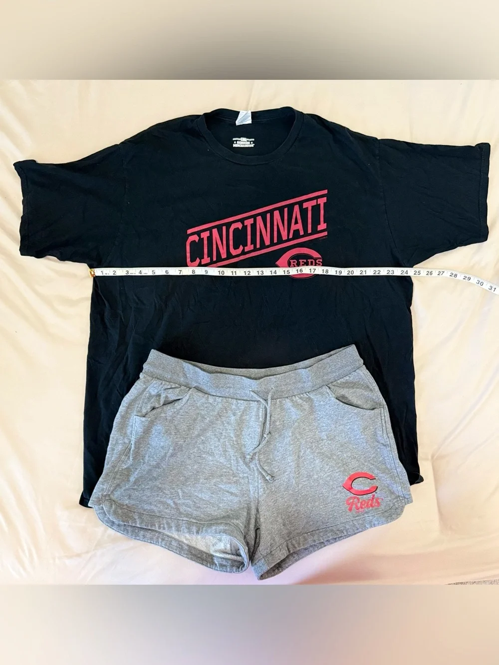 ⚾️ Cincinnati Reds Matching Lounge Set Shirt & Shorts Women’s L/2XL